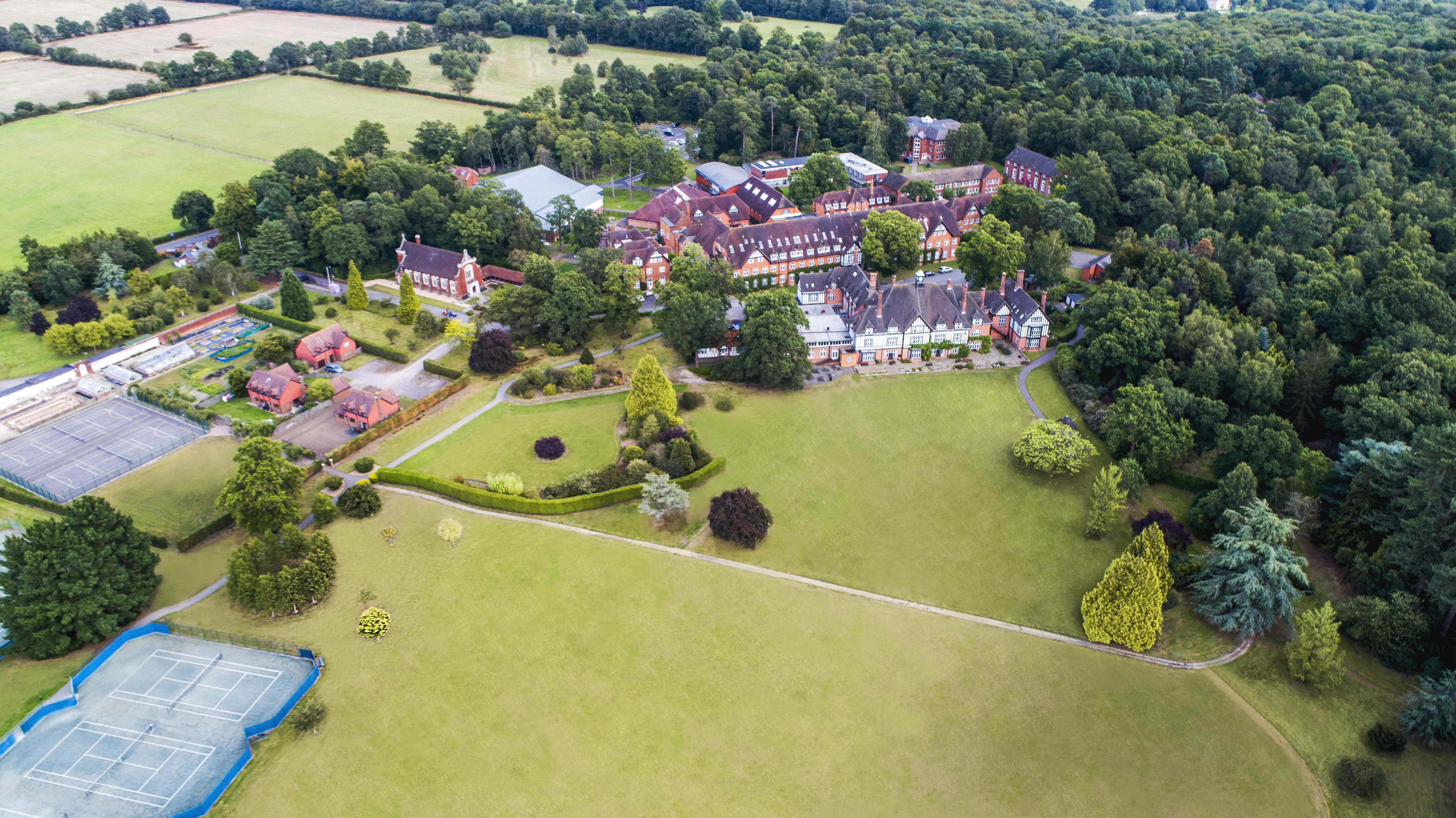 Hatfield Campus - foto 1
