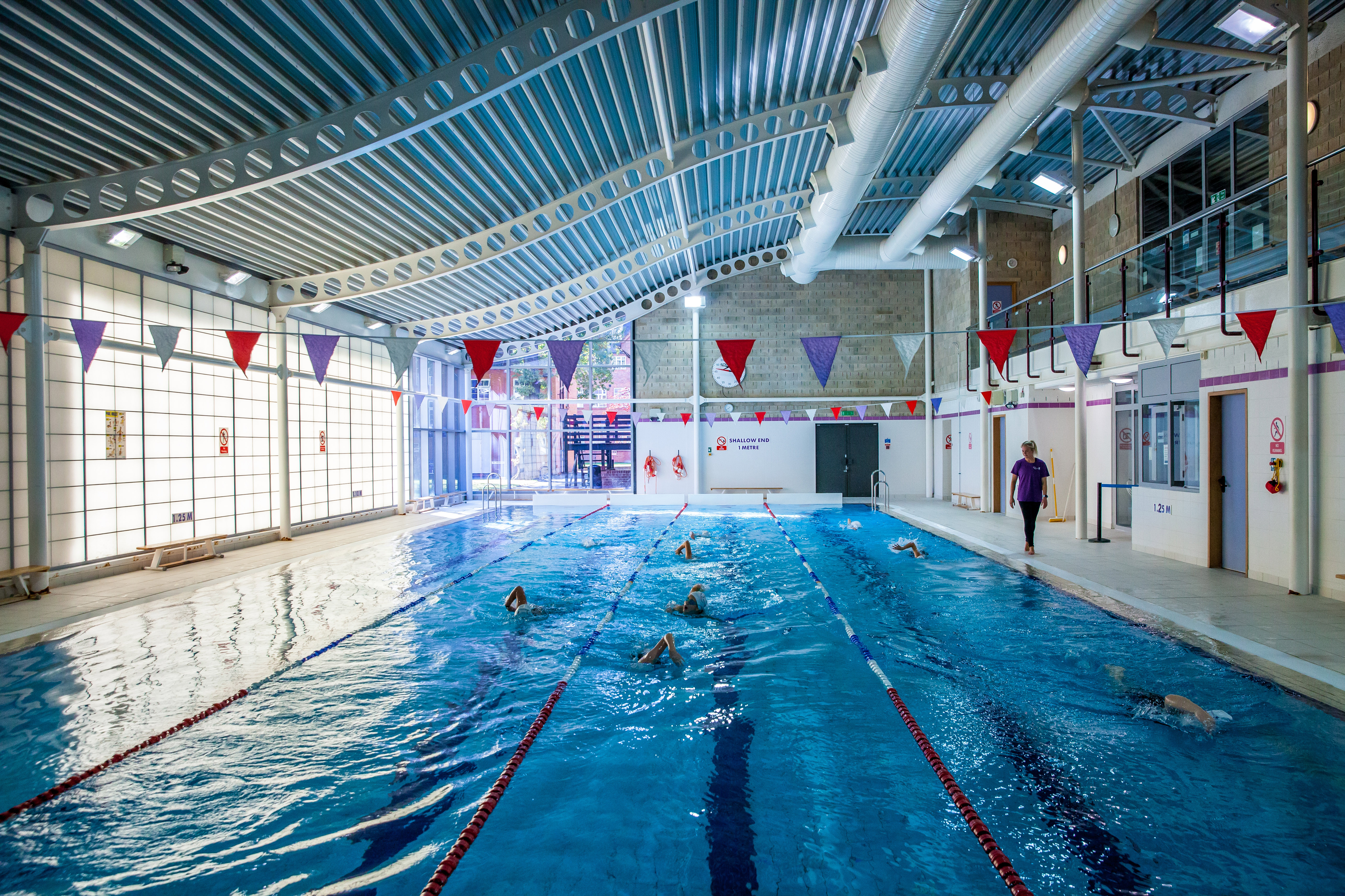 Piscina cubierta en Hatfield Campus