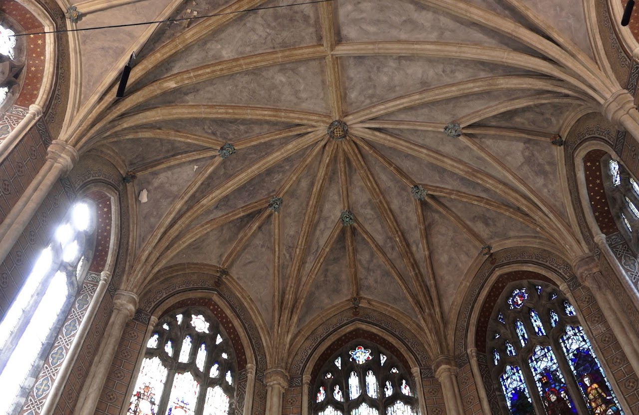 Bóveda de la capilla gótica del campus