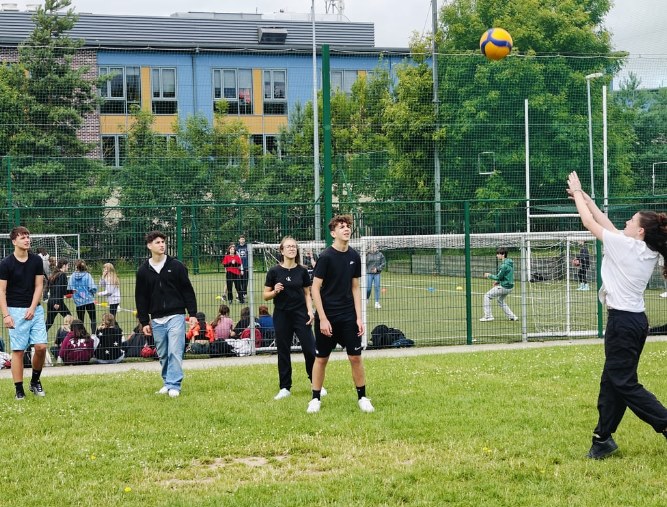 Kilkenny Campus - volleyball2