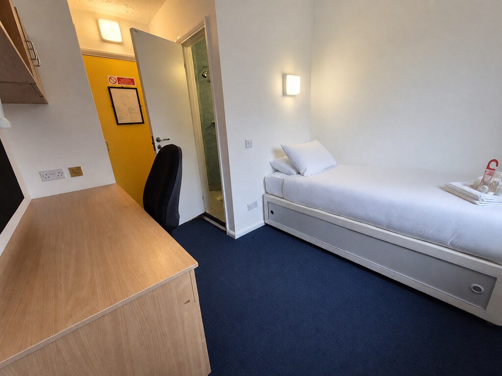 King's College London 14