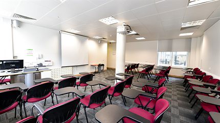 King's College London 7