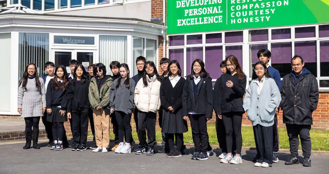 Alumnos en colegio británico